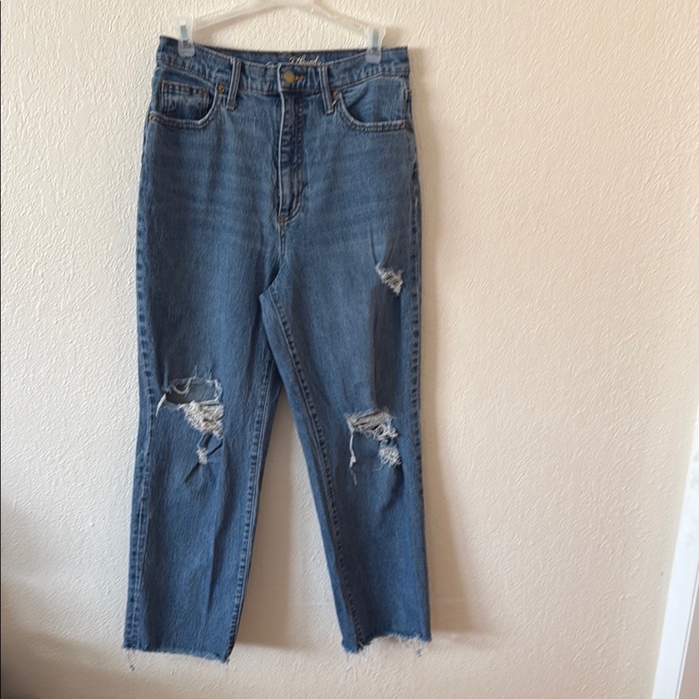High waisted Universal Thread Jeans in Vintage Straight style